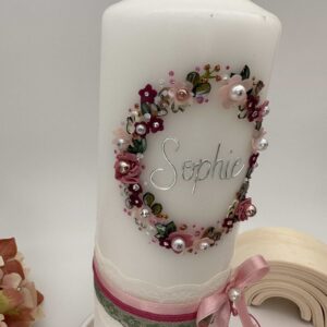 Taufkerze "Blütenkranz" rosa & brombeer – Bild 3