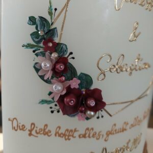 Hochzeitskerze "Symmetry & Flowers" grün & Beerentöne – Bild 2