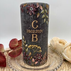 Hochzeitskerze "Stormy Flowers" Monogram – Bild 6