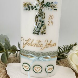 Taufkerze "Blätterkreuz" olive & blau – Bild 2