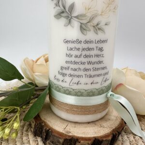 Taufkerze "Oliveloop" mit Kreuz – Bild 3