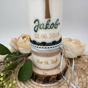 Taufkerze "Lebensbaum" salbeigrün & gold – Bild 2