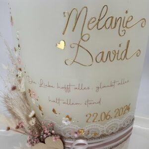 Hochzeitskerze "Schlichte Eleganz" mit Trockenblumen – Bild 5