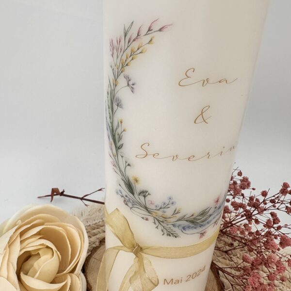 Hochzeitskerze "Wiesenblumenkranz"