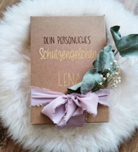 Makramee Schutzengel mit Holzflügel – Bild 3