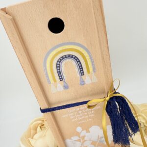 Kerzenverpackung "Holzbox Makramee-Regenbogen" blau – Bild 2