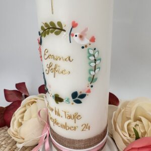 Taufkerze "Blätterkränzchen" rosa & grün – Bild 3