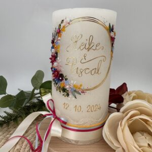 Hochzeitskerze "Flowerloop" buntverliebt – Bild 5