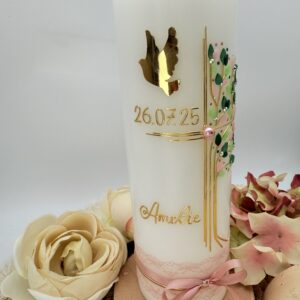 Taufkerze "Lebensbaum" mit Kreuz und Taube rosa – Bild 2