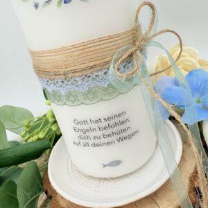 Taufkerze "Kränzchen" Fische & Blüten – Bild 3