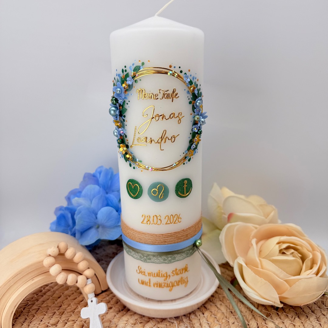 Taufkerze "Flowerloop" salbei & hellblau mit Spruch